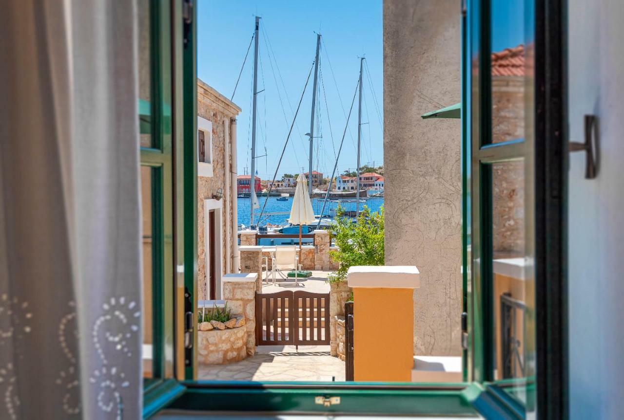 Matinas House Daire Chalki Town Dış mekan fotoğraf